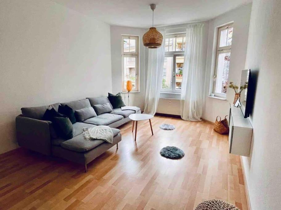 Ein Gemuetlicher Platz Im Gruenderzeitviertel Кемниц Екстериор снимка